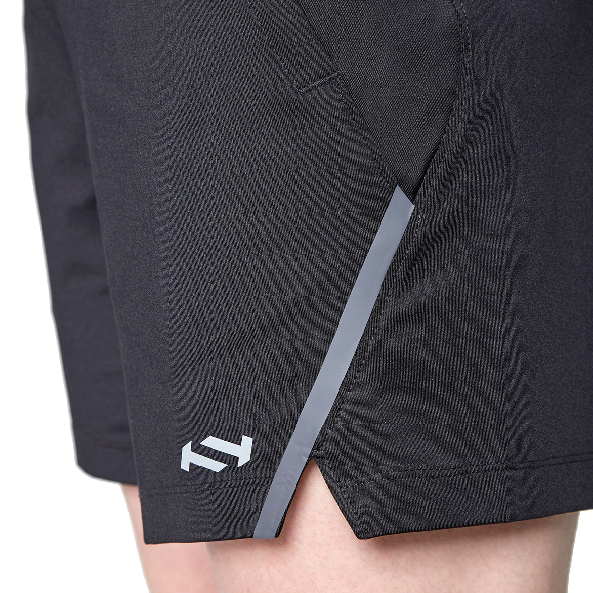 TRUE APEX Senior Rövidnadrág
